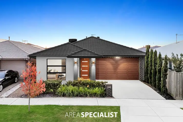 4 Bessie Drive, Cranbourne West VIC 3977