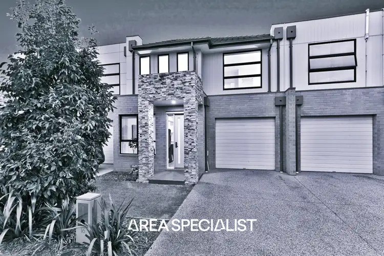 16 Grasslands Loop, Keysborough VIC 3173