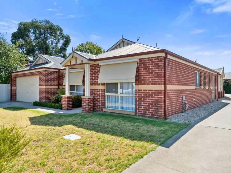 76 Tom Street
