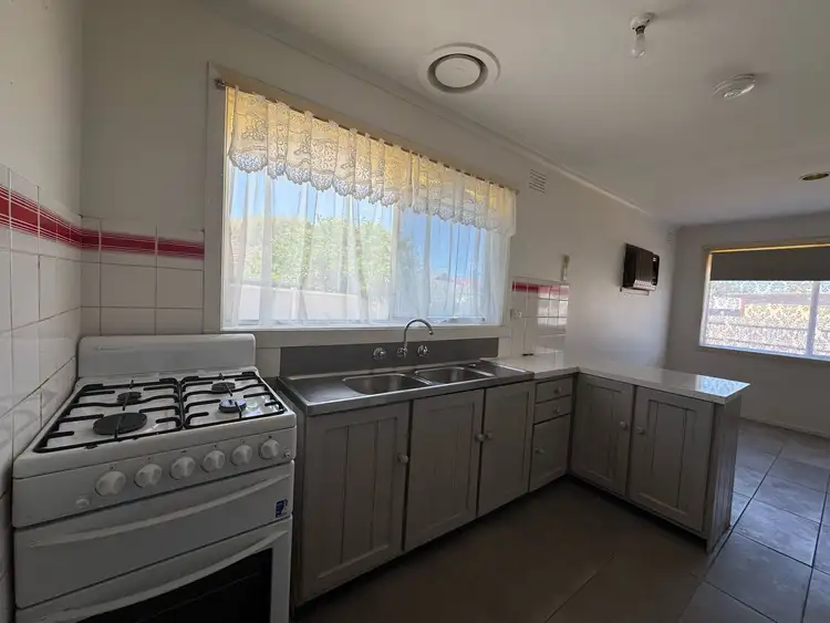 Fourth view of Homely house listing, 6 Kuala Close, St Albans VIC 3021