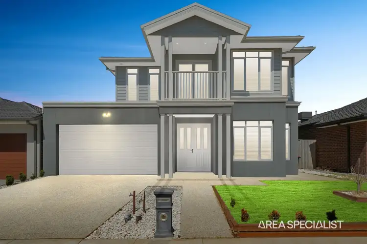 10 Shangrala Road, Thornhill Park VIC 3335