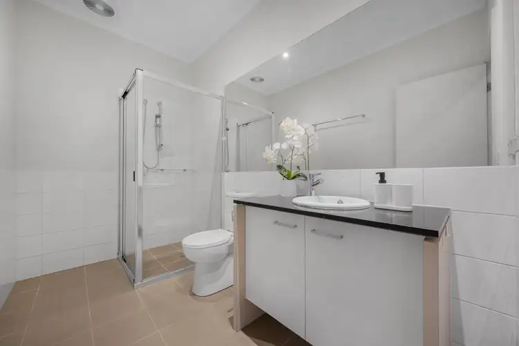 Sixth view of Homely house listing, 1 Barrier Reef Circuit, Endeavour Hills VIC 3802
