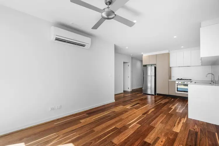 Fifth view of Homely apartment listing, 106/326-328 Burwood Highway, Burwood VIC 3125