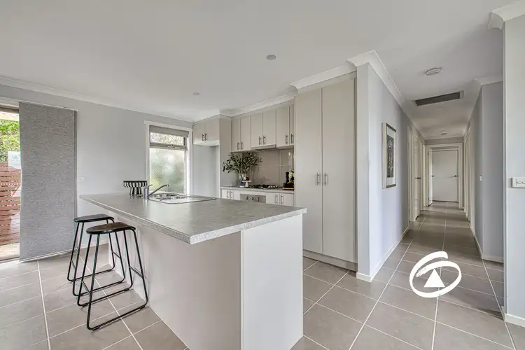 Fourth view of Homely unit listing, 1/5 Spencer Place, Pakenham VIC 3810