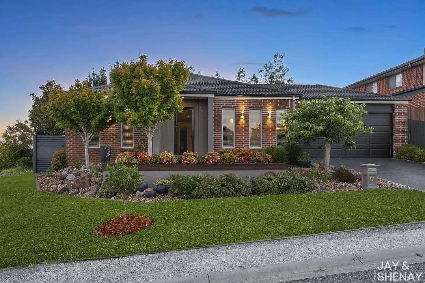 Main view of Homely house listing, 8 Loren Court, Endeavour Hills VIC 3802