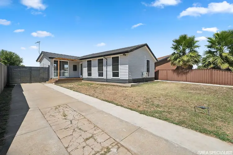 Second view of Homely house listing, 2 Surrey Court, Shepparton VIC 3630