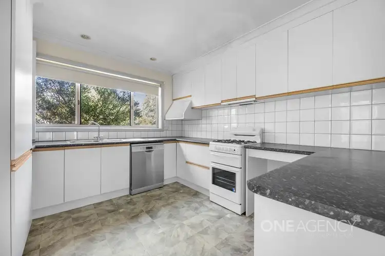 Fifth view of Homely house listing, 124 McKell Avenue, Sunbury VIC 3429