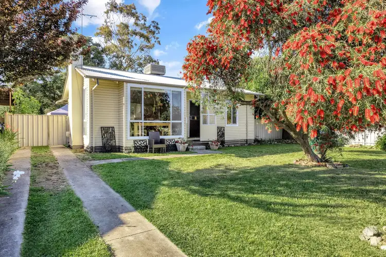 25 Manley Crescent, Wangaratta VIC 3677