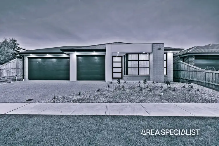 118 Greendale Boulevard, Pakenham VIC 3810