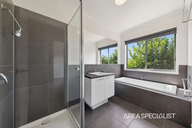 Fourth view of Homely house listing, 28 Mountford Rise, Pakenham VIC 3810