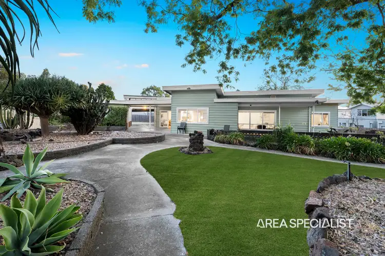 4 Central Road, Hampton Park VIC 3976
