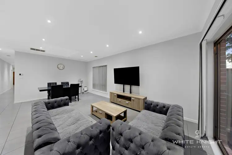 Sixth view of Homely house listing, 5 Gardenia Way, Caroline Springs VIC 3023