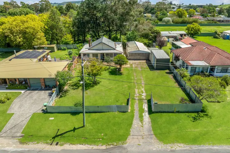 Third view of Homely house listing, 10 Beaconsfield Road, Moss Vale NSW 2577
