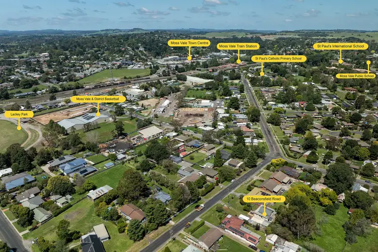 Fourth view of Homely house listing, 10 Beaconsfield Road, Moss Vale NSW 2577