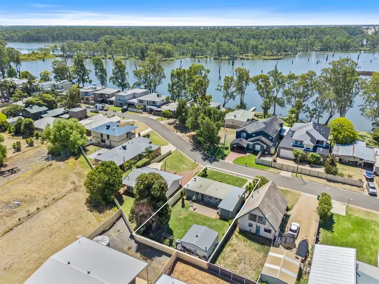 39 Graham Avenue, Bundalong VIC 3730