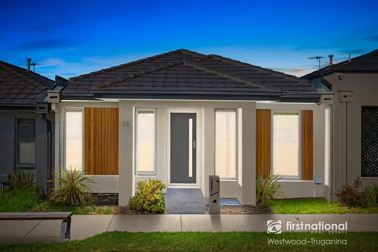 12 Winchmore Walk, Wyndham Vale VIC 3024