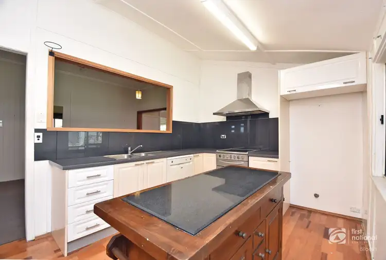 94 Grevillea Street