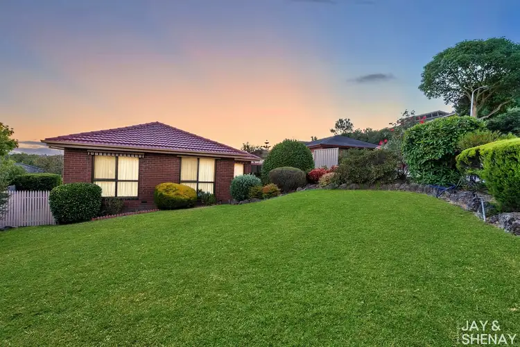 2 Tunley Close
