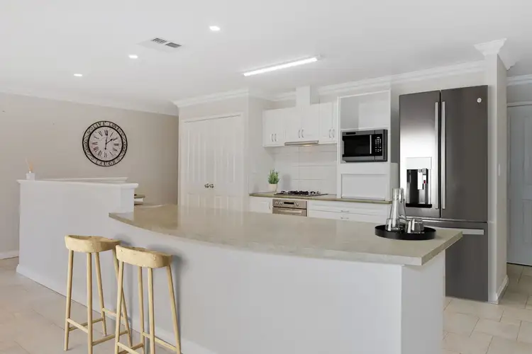 Fifth view of Homely house listing, 9 Hibbertia Follow, Halls Head WA 6210