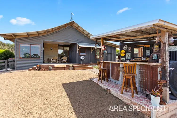 13 Carlisle Close, Nyora VIC 3987