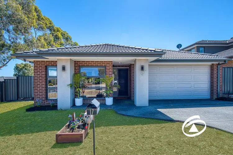 17 Palomino Avenue, Clyde North VIC 3978