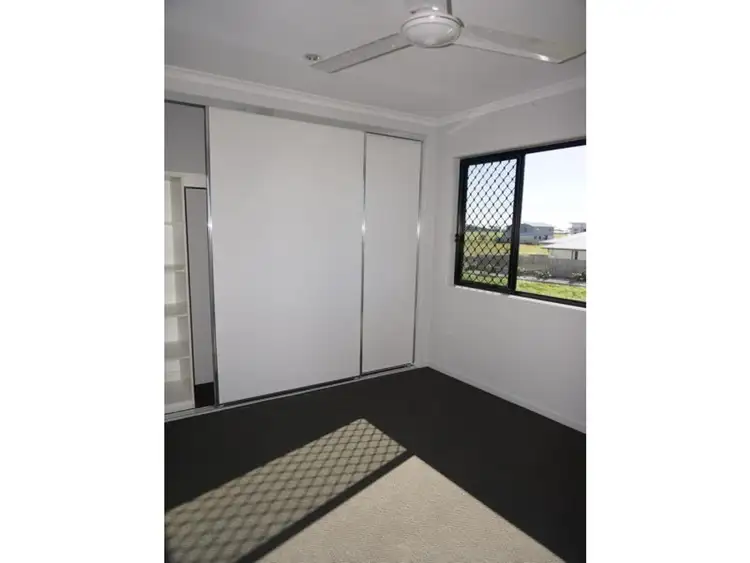 Fifth view of Homely unit listing, 7/2 Makybe Diva Drive, Ooralea QLD 4740