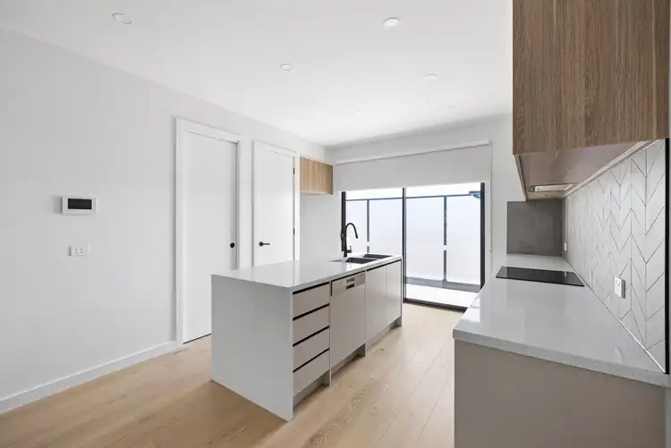 Sixth view of Homely townhouse listing, 5/33 Arthur Street, Eltham VIC 3095
