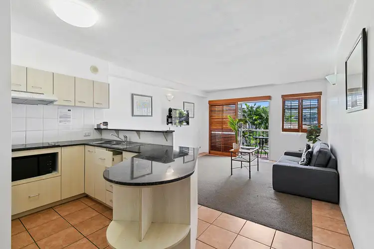 17/71-75 Lake Street, Cairns City QLD 4870