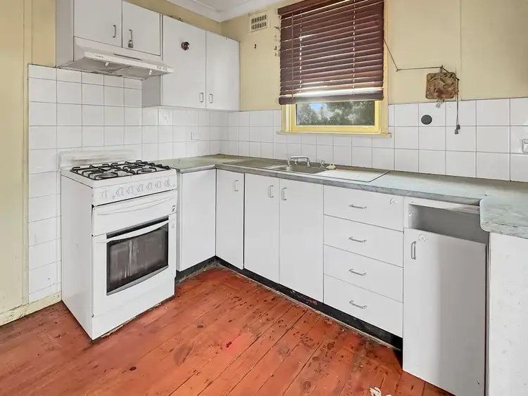 Fourth view of Homely house listing, 6 Owen Way, West Bathurst NSW 2795