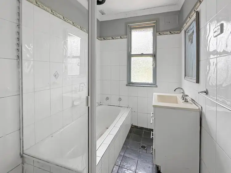 Seventh view of Homely house listing, 6 Owen Way, West Bathurst NSW 2795