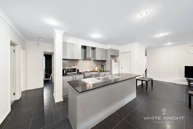 Sixth view of Homely house listing, 26 Greenleaf Circuit, Tarneit VIC 3029