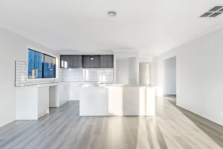Second view of Homely house listing, 6 Vantage Rise, Warragul VIC 3820