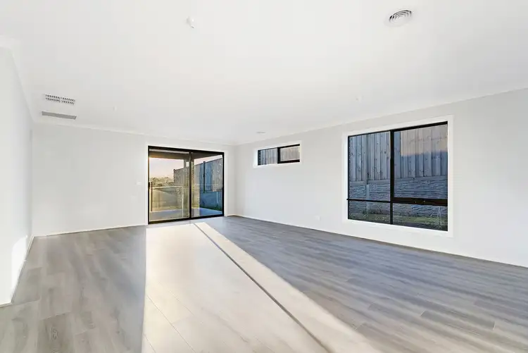 Sixth view of Homely house listing, 6 Vantage Rise, Warragul VIC 3820
