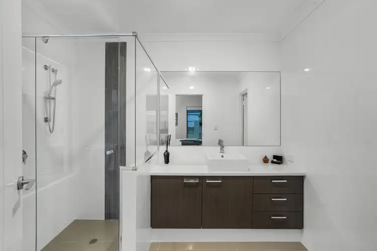 Sixth view of Homely house listing, 4 Weebill Way, Beeliar WA 6164