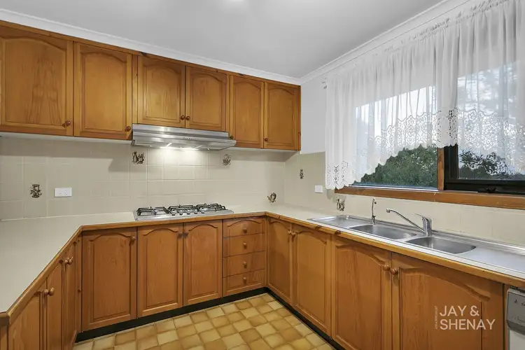 Fifth view of Homely house listing, 320 James Cook Drive, Endeavour Hills VIC 3802