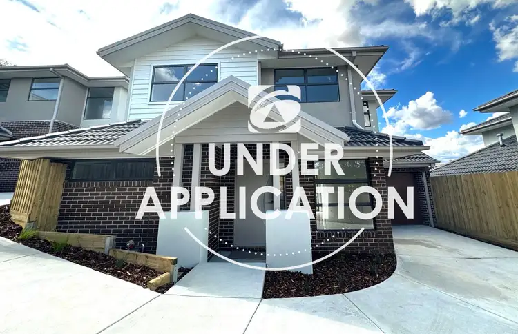 2/19 Boanyoo Road, Drouin VIC 3818