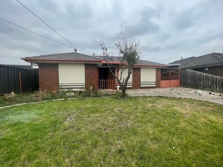 43 Denton Avenue, St Albans VIC 3021