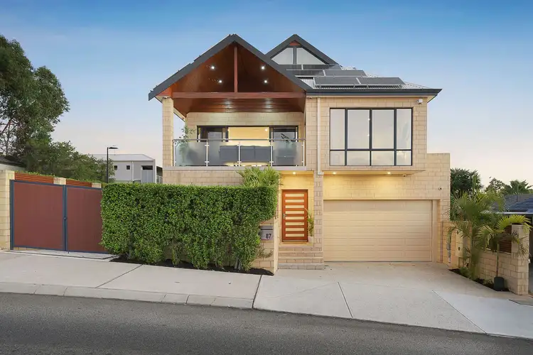 87 Sackville Terrace, Scarborough WA 6019