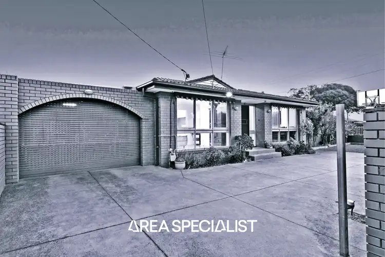 33 Triton Drive, Keysborough VIC 3173