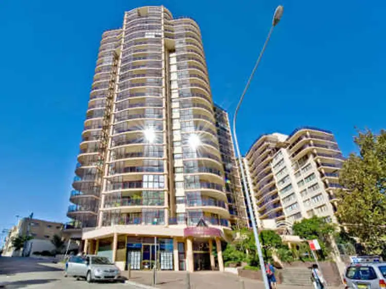 2A Hollywood Avenue