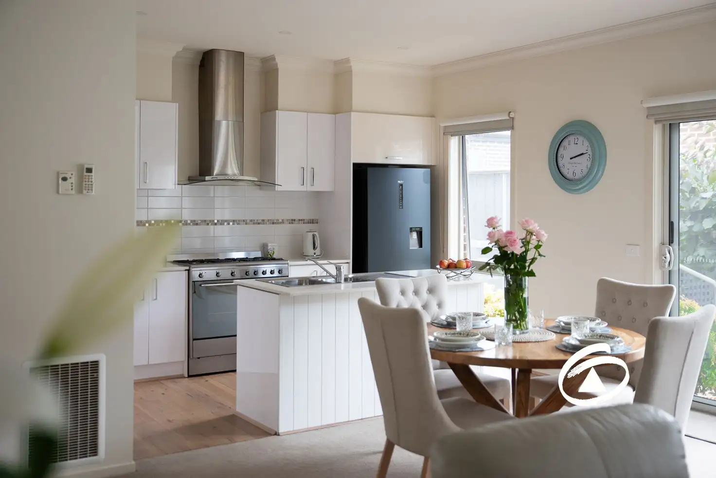 Main view of Homely house listing, 2/8 Castlegate Place, Berwick VIC 3806