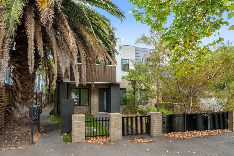 Main view of Homely unit listing, 10/21-23 Brighton Road, St Kilda VIC 3182