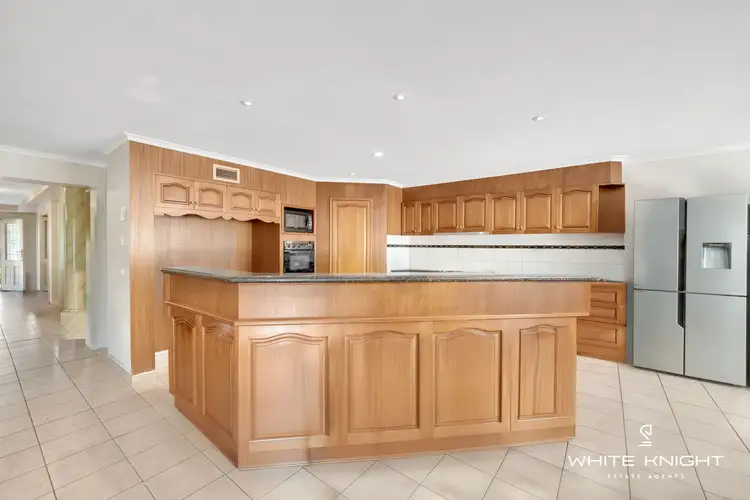 Sixth view of Homely house listing, 17 Boberrit Wynd, Sydenham VIC 3037