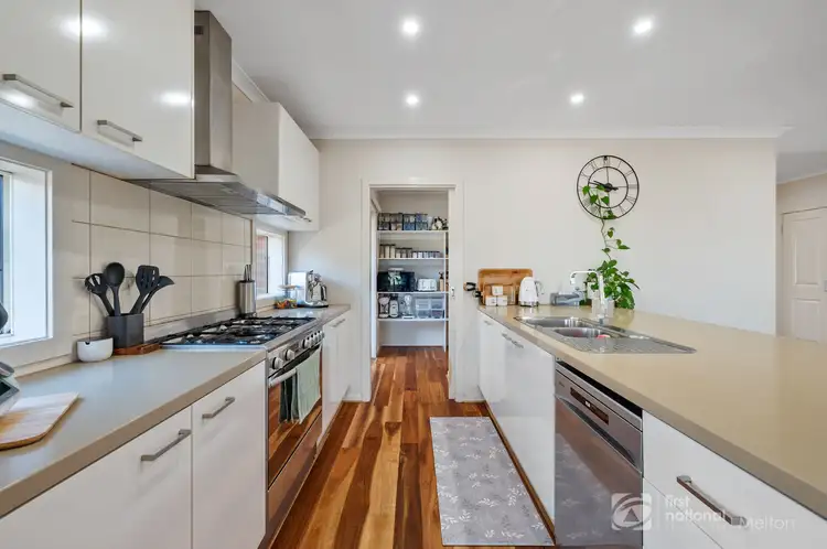 Fourth view of Homely house listing, 19 Metcalfe Street, Eynesbury VIC 3338