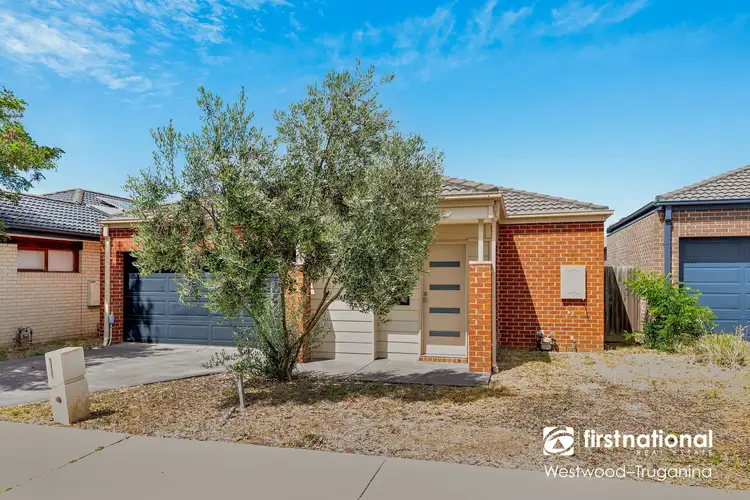 30 Ceratta Crescent