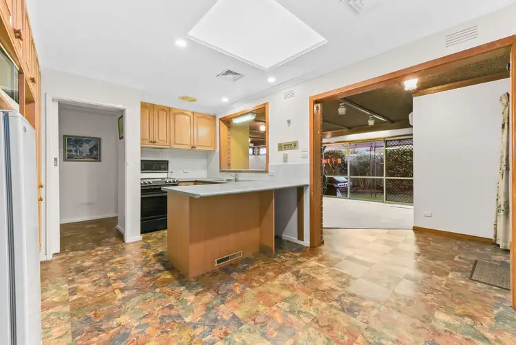 Sixth view of Homely house listing, 20 Currawong Street, Keysborough VIC 3173