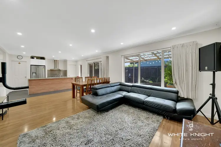 Fifth view of Homely unit listing, 2/10 Derson Street, St Albans VIC 3021