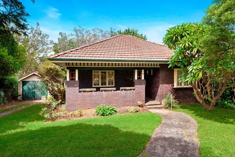 4 George Street