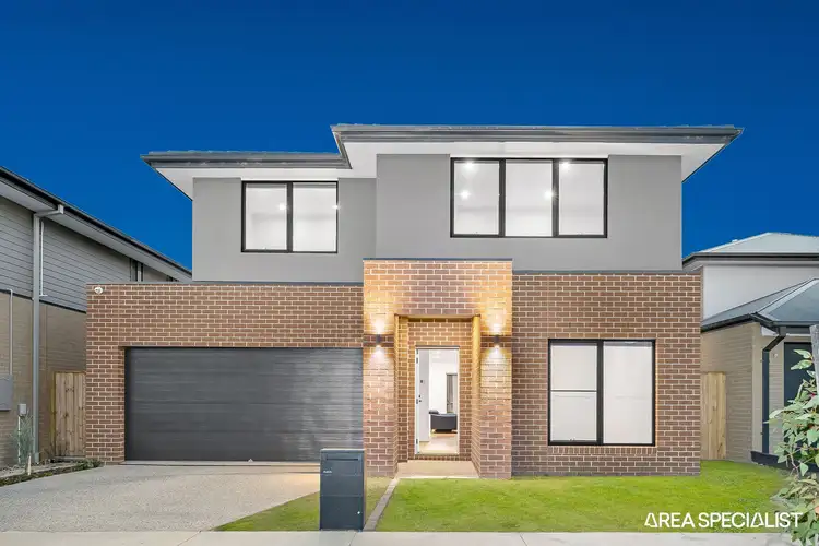 10 Kenana Street, Clyde North VIC 3978