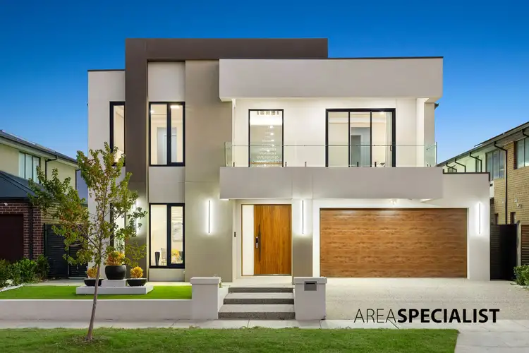 6 Rockbank Road, Clyde North VIC 3978